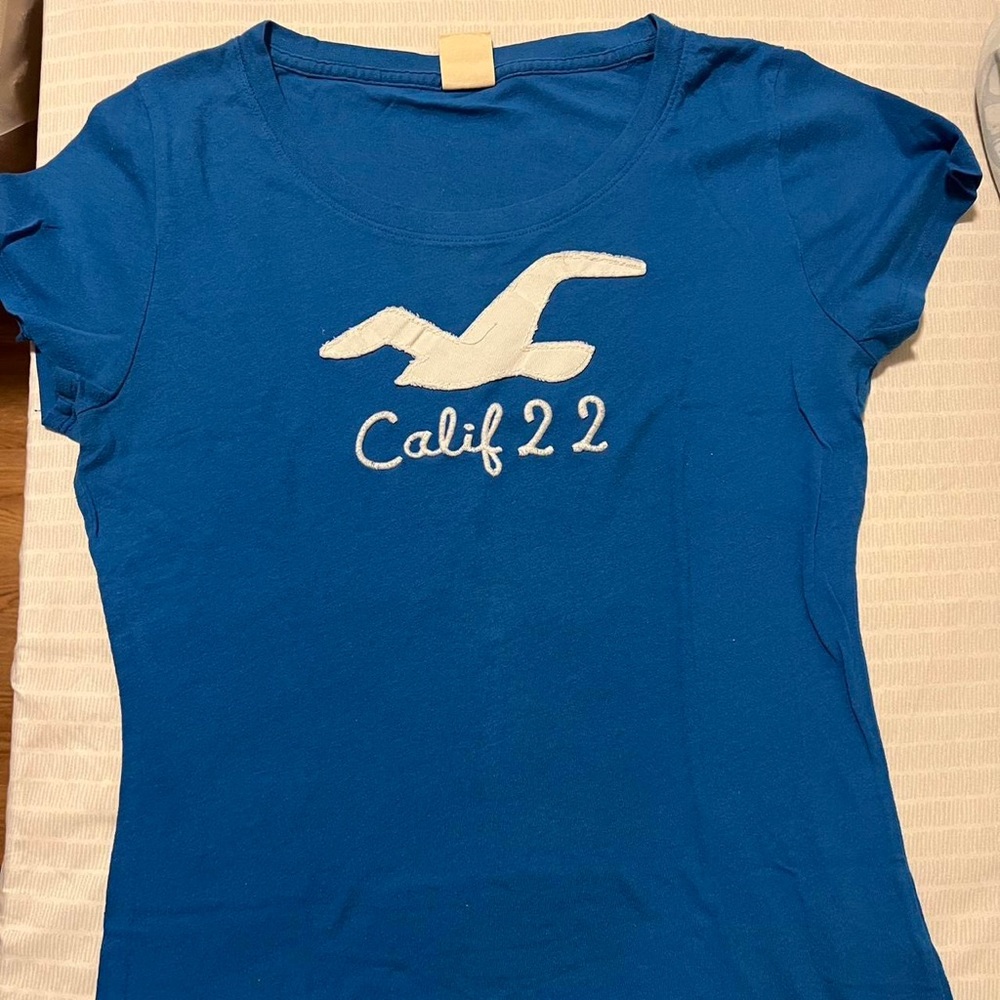 Hollister Tee